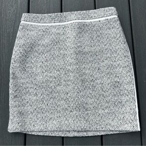 White‎ House Black Market Gray Mini Pencil Skirt Officecore